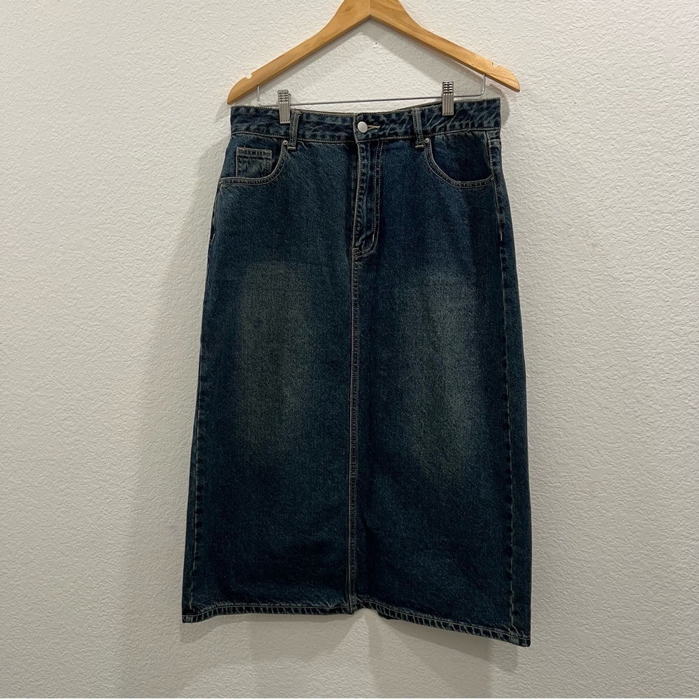 Mid length denim straight skirt with back slit. SHEIN Size L